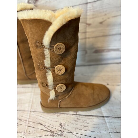 UGG Bailey Button Triplet Chestnut Suede Tall Boots Size US 8 Women’s - Picture 6 of 12